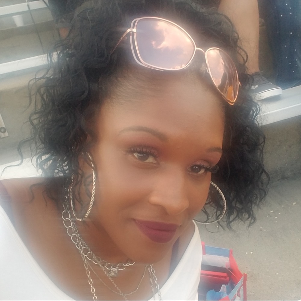 Meet your Posher, Stephanie